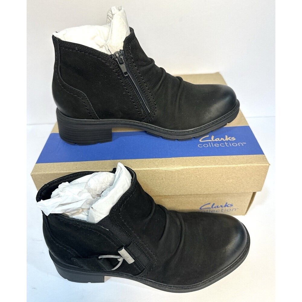 Clarks Hearth Clara Black Nubuck Leather Ankle Boots Women’s 8.5 Side Zip NiB
